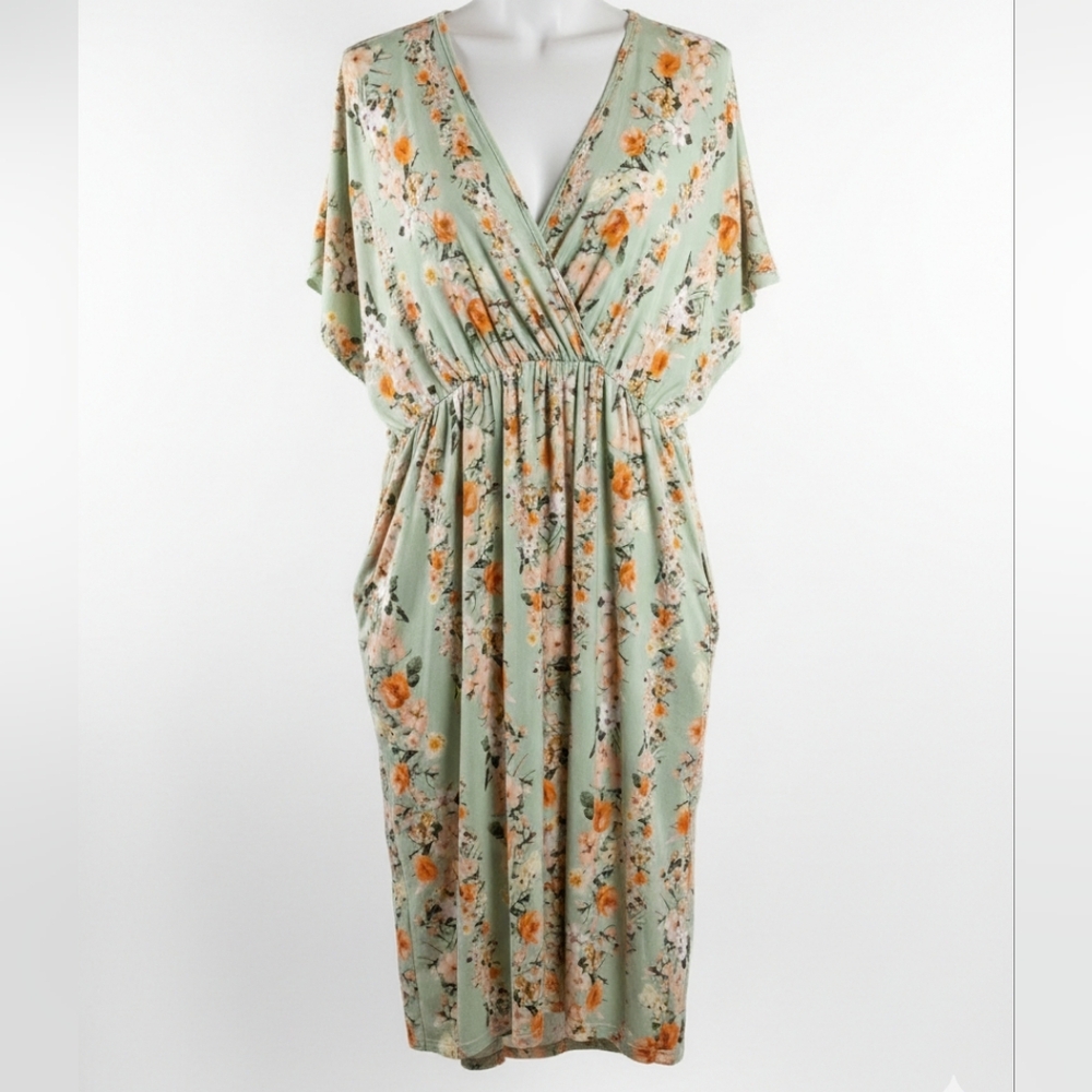 [[Haptics]] Elegant Floral Wrap Maxi Dress